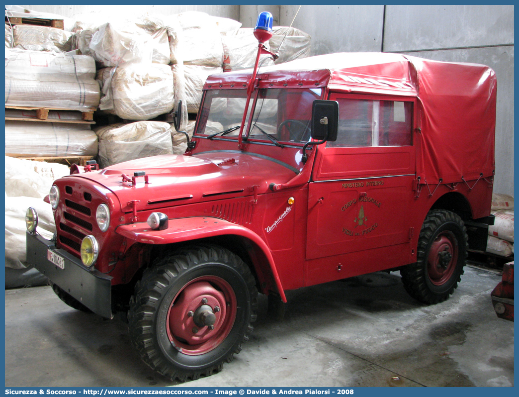 VF 10441
Corpo Nazionale Vigili del Fuoco
Fiat Campagnola
Parole chiave: VF;VVF;V.F.;V.V.F.;Corpo;Nazionale;Vigili del Fuoco;Vigili;Fuoco;Fiat;Campagnola;1101