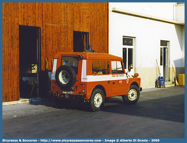 VF 12465
Corpo Nazionale Vigili del Fuoco
Fiat Nuova Campagnola HT
Parole chiave: VF;VVF;V.F.;V.V.F.;Corpo;Nazionale;Vigili del Fuoco;Vigili;Fuoco;Fiat;Campagnola;1107