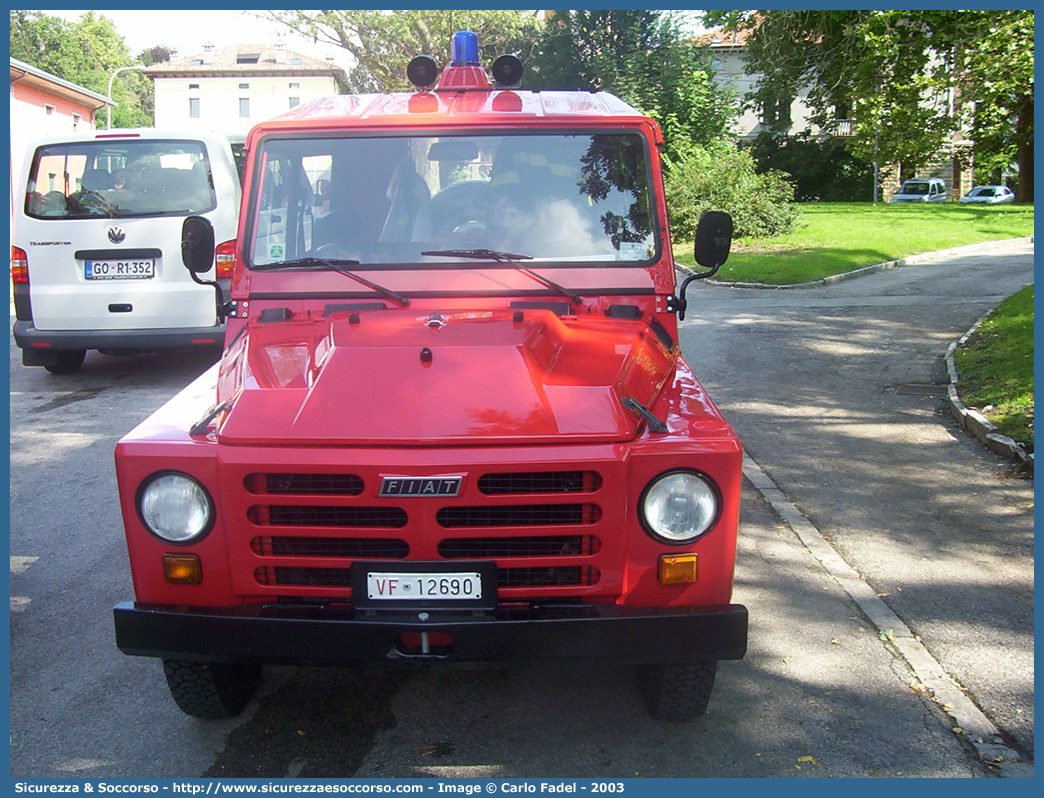 VF 12690
Corpo Nazionale Vigili del Fuoco
Fiat Nuova Campagnola HT
Parole chiave: VF;VVF;V.F.;V.V.F.;Corpo;Nazionale;Vigili del Fuoco;Vigili;Fuoco;Fiat;Campagnola;1107