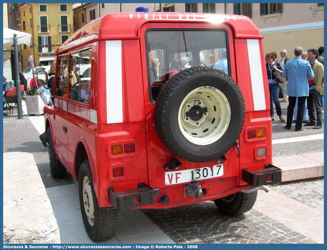 VF 13017
Corpo Nazionale Vigili del Fuoco
Fiat Nuova Campagnola HT
Parole chiave: VF;VVF;V.F.;V.V.F.;Corpo;Nazionale;Vigili del Fuoco;Vigili;Fuoco;Fiat;Campagnola;1107