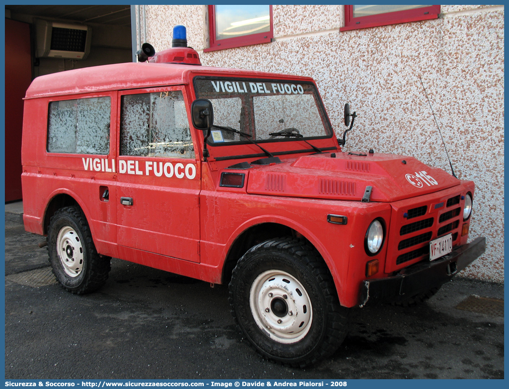 VF 14110
Corpo Nazionale Vigili del Fuoco
Fiat Nuova Campagnola HTL
Parole chiave: VF;VVF;V.F.;V.V.F.;Corpo;Nazionale;Vigili del Fuoco;Vigili;Fuoco;Fiat;Campagnola;1107