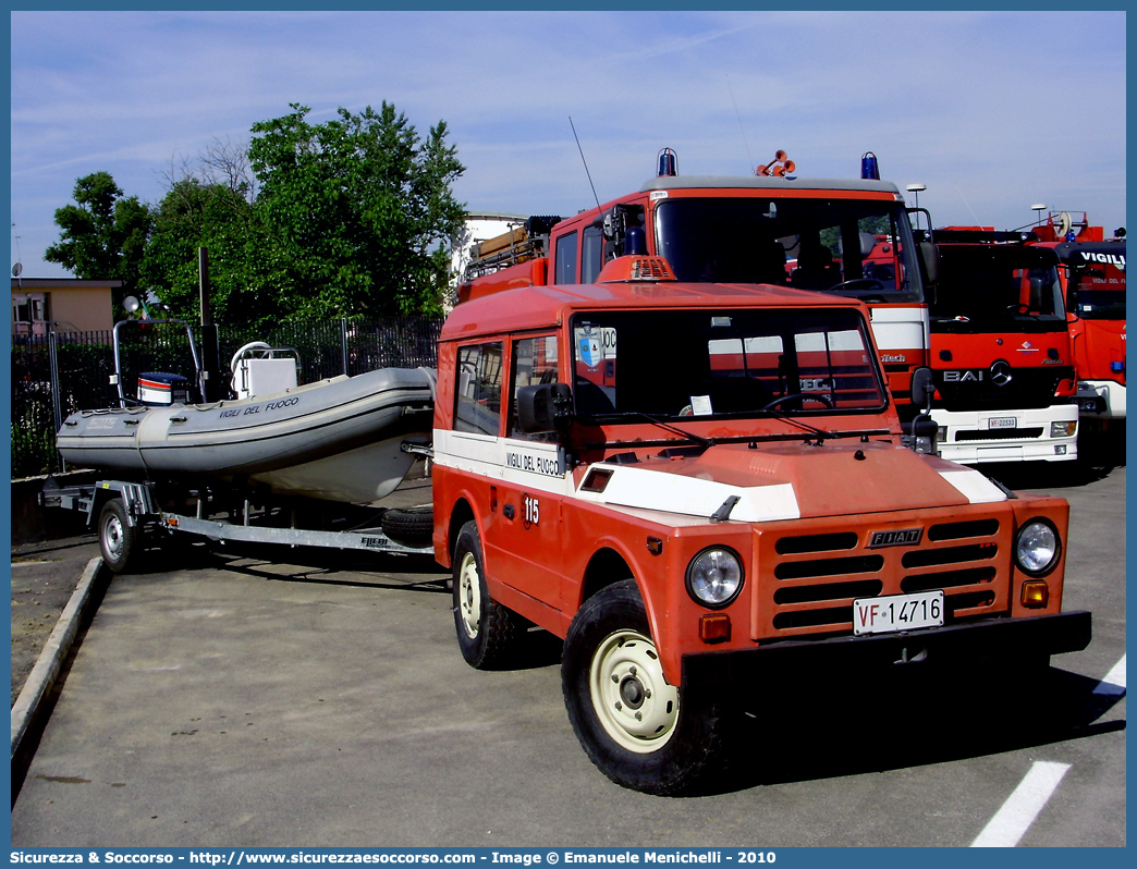 VF 14716
Corpo Nazionale Vigili del Fuoco
Fiat Nuova Campagnola HT
Parole chiave: VF;VVF;V.F.;V.V.F.;Corpo;Nazionale;Vigili del Fuoco;Vigili;Fuoco;Fiat;Campagnola;1107