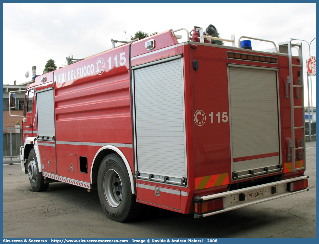 VF 23424
Corpo Nazionale Vigili del Fuoco
MAN LE 18.200
Allestitore Piemme Antincendi S.r.l.
Parole chiave: Corpo;Nazionale;Vigili del Fuoco;Vigili;Fuoco;ABP;A.B.P.;AutoBottePompa;AutoBotte;Astra;MAN;LE;18.200;Piemme;Antincendi;23424