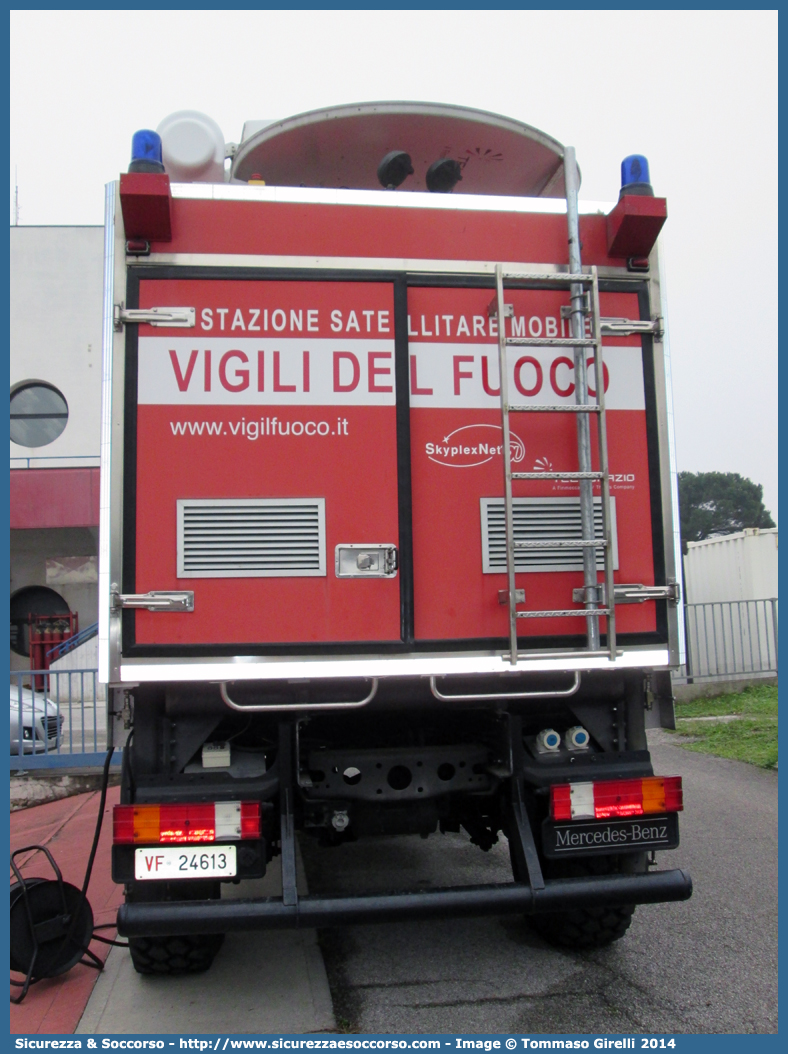 VF 24613
Corpo Nazionale Vigili del Fuoco
Nucleo Telecomunicazioni Radio
Mercedes Benz Unimog U500
Parole chiave: VF;VVF;V.F.;V.V.F.;Corpo;Nazionale;Vigili del Fuoco;Vigili;Fuoco;Mercedes Benz;Unimog;U500;U 500;Telecomunicazioni;Tele Comunicazioni;Radio