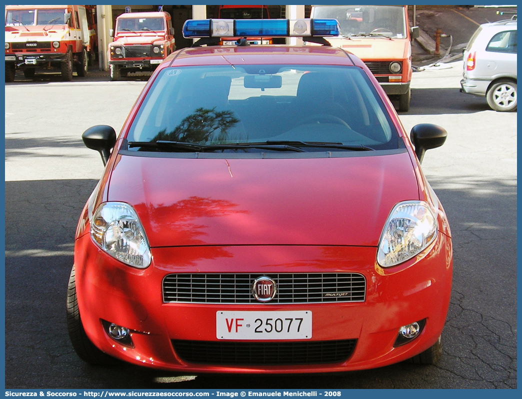 VF 25077
Corpo Nazionale Vigili del Fuoco
Fiat Grande Punto
Parole chiave: VVF;V.V.F.;Corpo;Nazionale;Vigili;del;Fuoco;Fiat;Grande;Punto