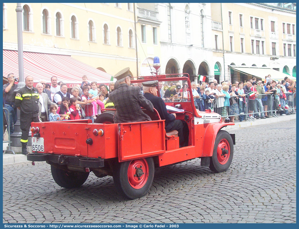 VF 6506
Corpo Nazionale Vigili del Fuoco
Fiat Campagnola
Parole chiave: VF;VVF;V.F.;V.V.F.;Corpo;Nazionale;Vigili del Fuoco;Vigili;Fuoco;Fiat;Campagnola;1101