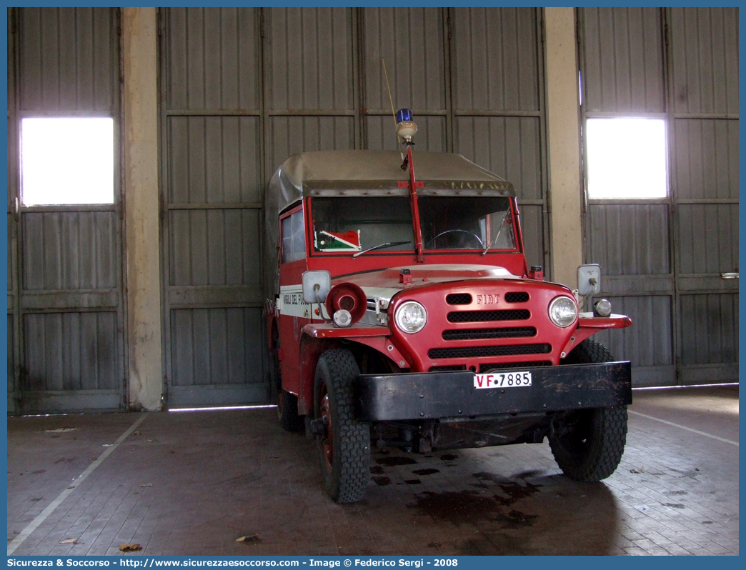 VF 7885
Corpo Nazionale Vigili del Fuoco
Fiat Campagnola
Parole chiave: VF;VVF;V.F.;V.V.F.;Corpo;Nazionale;Vigili del Fuoco;Vigili;Fuoco;Fiat;Campagnola;1101