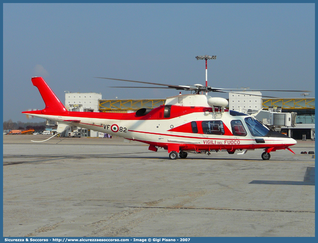 VF 82
Corpo Nazionale Vigili del Fuoco
Nucleo Elicotteri
Agusta A109 Power
Parole chiave: VF;V.F.;VVF;V.V.F.;Corpo;Nazionale;Vigili del Fuoco;Vigili;Fuoco;Elicotteri;Agusta;A109;Power