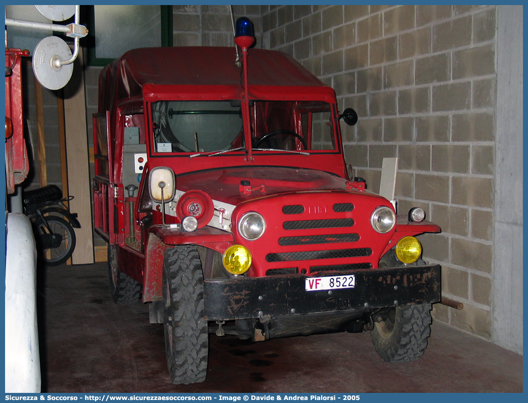 VF 8522
Corpo Nazionale Vigili del Fuoco
Fiat Campagnola
Parole chiave: VF;VVF;V.F.;V.V.F.;Corpo;Nazionale;Vigili del Fuoco;Vigili;Fuoco;Fiat;Campagnola;1101