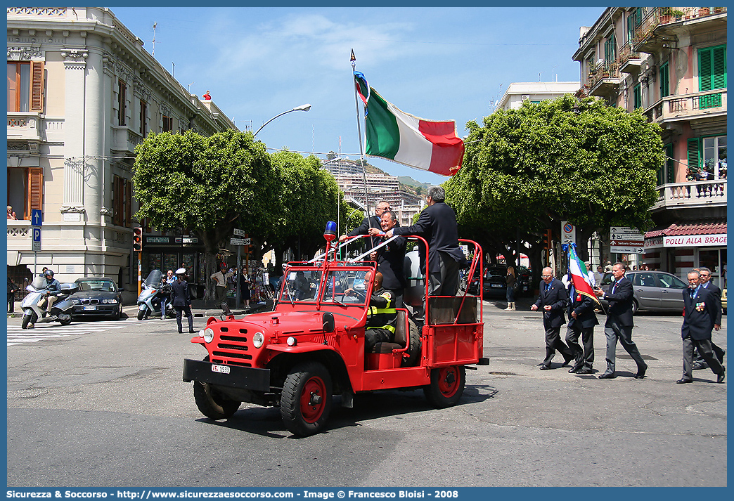 VF 8539
Corpo Nazionale Vigili del Fuoco
Fiat Campagnola
Parole chiave: VF;VVF;V.F.;V.V.F.;Corpo;Nazionale;Vigili del Fuoco;Vigili;Fuoco;Fiat;Campagnola;1101