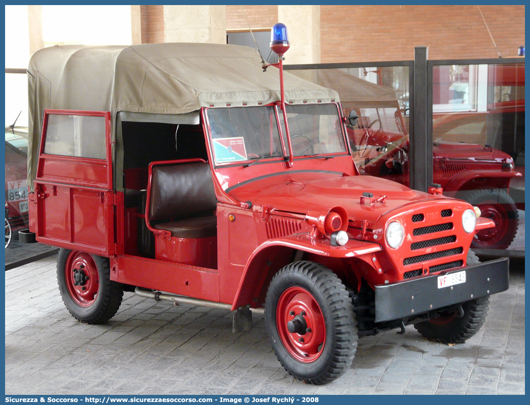 VF 8543
Corpo Nazionale Vigili del Fuoco
Fiat Campagnola
Parole chiave: VF;VVF;V.F.;V.V.F.;Corpo;Nazionale;Vigili del Fuoco;Vigili;Fuoco;Fiat;Campagnola;1101