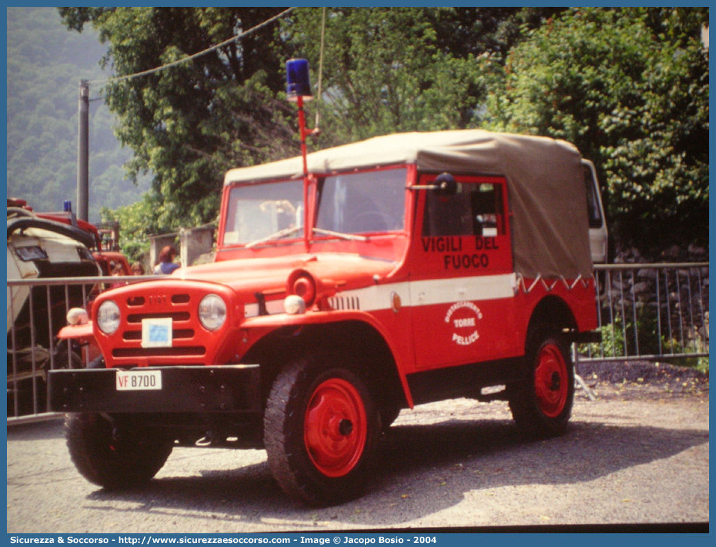 VF 8700
Corpo Nazionale Vigili del Fuoco
Fiat Campagnola
Parole chiave: VF;VVF;V.F.;V.V.F.;Corpo;Nazionale;Vigili del Fuoco;Vigili;Fuoco;Fiat;Campagnola;1101