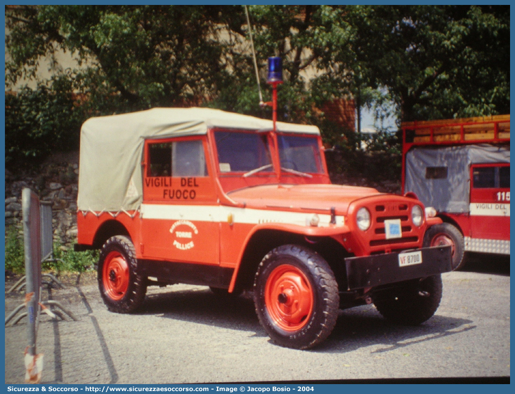 VF 8700
Corpo Nazionale Vigili del Fuoco
Fiat Campagnola
Parole chiave: VF;VVF;V.F.;V.V.F.;Corpo;Nazionale;Vigili del Fuoco;Vigili;Fuoco;Fiat;Campagnola;1101