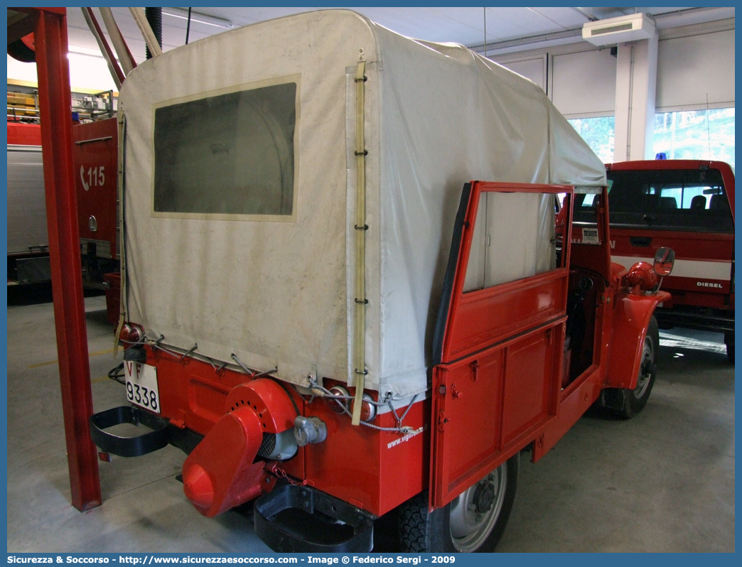 VF 9338
Corpo Nazionale Vigili del Fuoco
Fiat Campagnola
Parole chiave: VF;VVF;V.F.;V.V.F.;Corpo;Nazionale;Vigili del Fuoco;Vigili;Fuoco;Fiat;Campagnola;1101