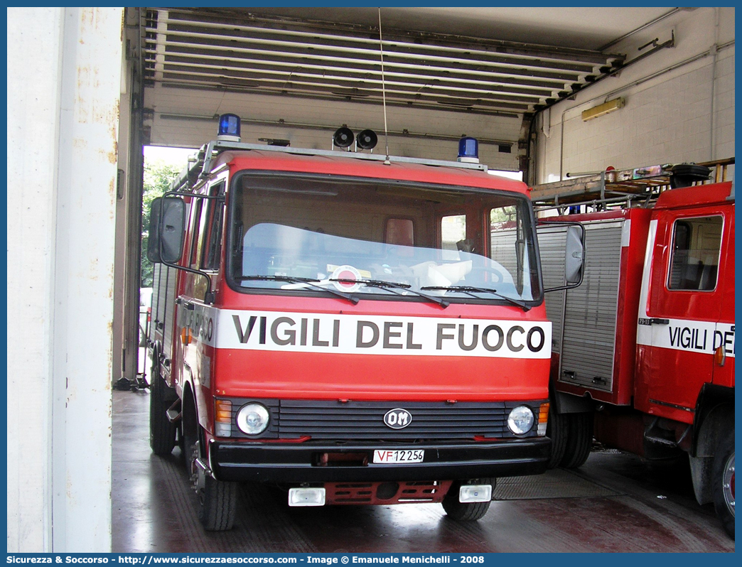 VF 12256
Corpo Nazionale Vigili del Fuoco
Fiat Iveco OM 79-13
Allestitore Baribbi S.p.A.
Parole chiave: VVF;V.V.F.;Corpo;Nazionale;Vigili;del;Fuoco;AutoPompaSerbatoio;APS;AutoPompa;Fiat;Iveco;OM;79-13;79;13;79.13;Baribbi