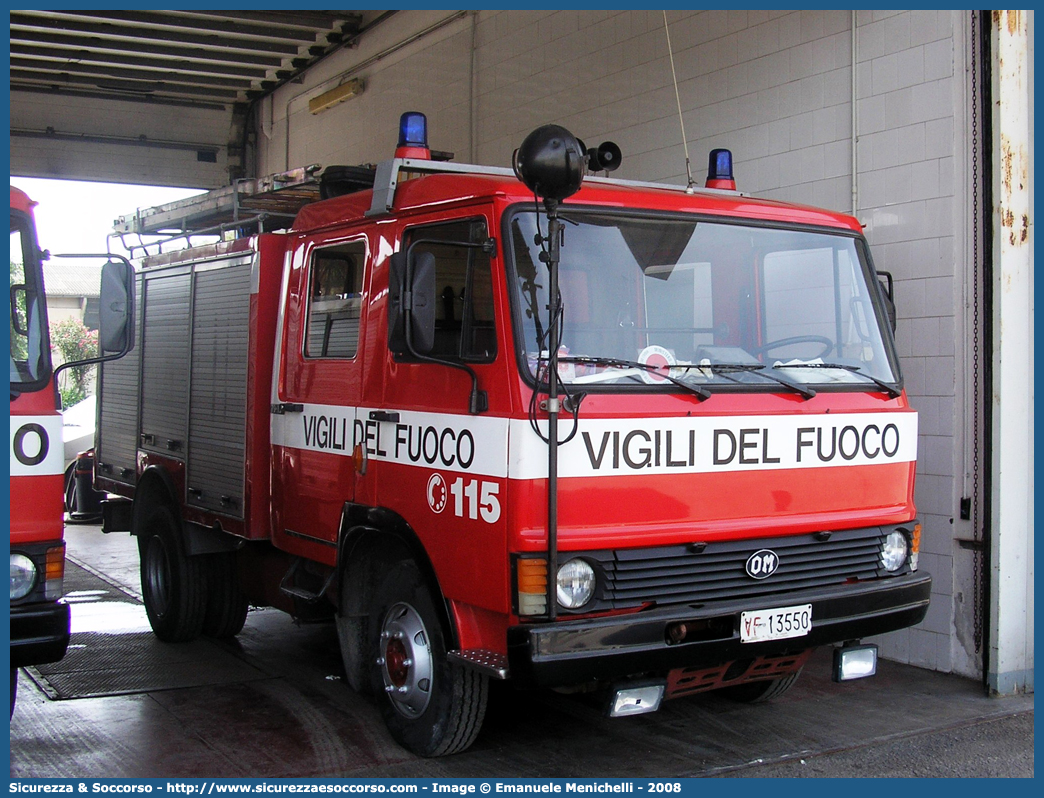 VF 13550
Corpo Nazionale Vigili del Fuoco
Fiat Iveco OM 79-13
Allestitore Baribbi S.p.A.
Parole chiave: VVF;V.V.F.;Corpo;Nazionale;Vigili;del;Fuoco;AutoPompaSerbatoio;APS;AutoPompa;Fiat;Iveco;OM;79-13;79;13;79.13;Baribbi