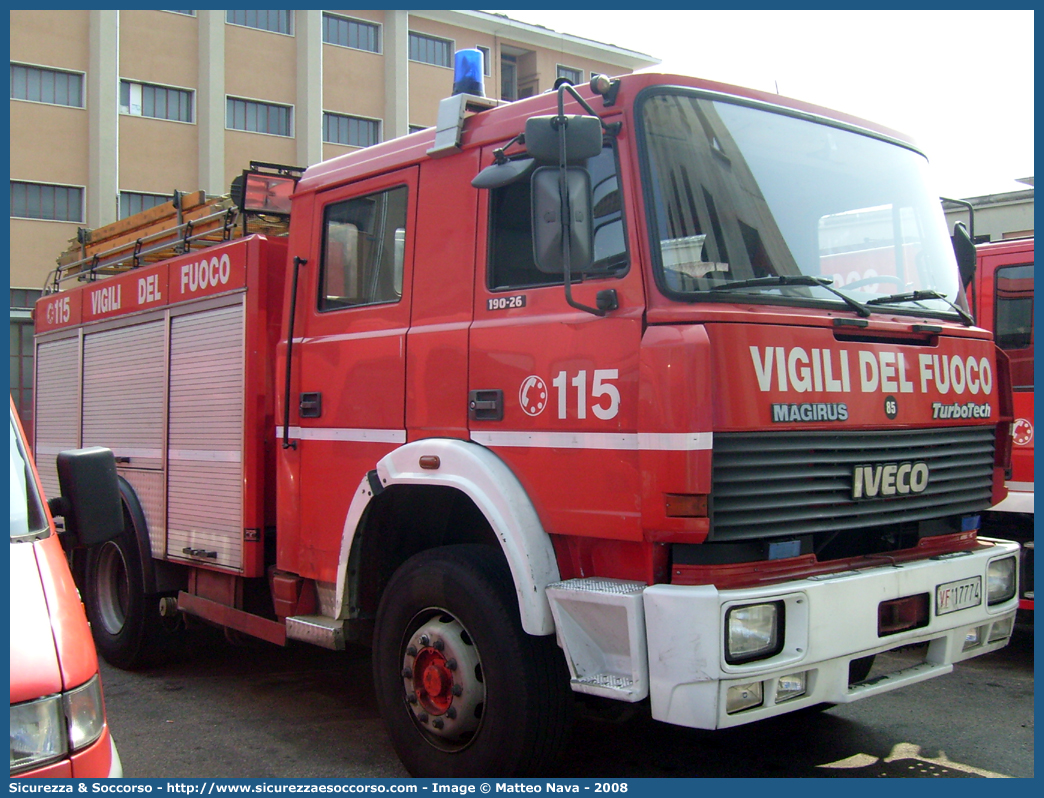 VF 17774
Corpo Nazionale Vigili del Fuoco
Iveco 190-26 TurboTech
Allestitore Iveco Magirus
(variante)
Parole chiave: VVF;V.V.F.;Corpo;Nazionale;Vigili;del;Fuoco;AutoPompaSerbatoio;APS;AutoPompa;Iveco;190-26;TurboTech;VF;17786