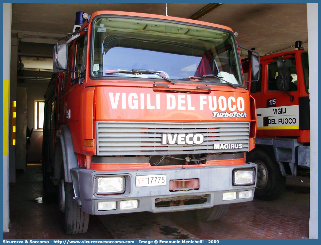 VF 17775
Corpo Nazionale Vigili del Fuoco
Iveco 190-26 TurboTech
Allestitore Iveco Magirus
Parole chiave: VVF;V.V.F.;Corpo;Nazionale;Vigili;del;Fuoco;AutoPompaSerbatoio;APS;AutoPompa;Iveco;190-26;TurboTech;VF;17786