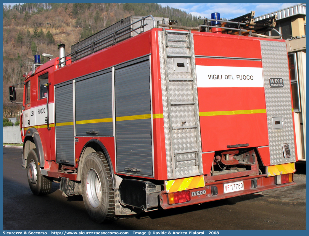 VF 17780
Corpo Nazionale Vigili del Fuoco
Iveco 190-26 TurboTech
Allestitore Iveco Magirus
Parole chiave: VVF;V.V.F.;Corpo;Nazionale;Vigili;del;Fuoco;AutoPompaSerbatoio;APS;AutoPompa;Iveco;190-26;TurboTech;VF;17786