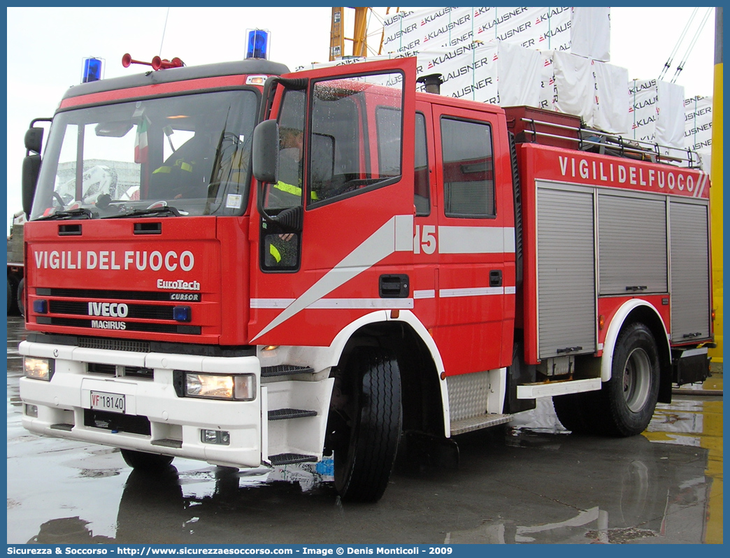 VF 18140
Corpo Nazionale Vigili del Fuoco
Iveco Magirus EuroTech 190E27 
Parole chiave: VVF;V.V.F.;Corpo;Nazionale;Vigili;del;Fuoco;AutoPompaSerbatoio;APS;A.P.S.;Iveco;Magirus;EuroTech;190E27