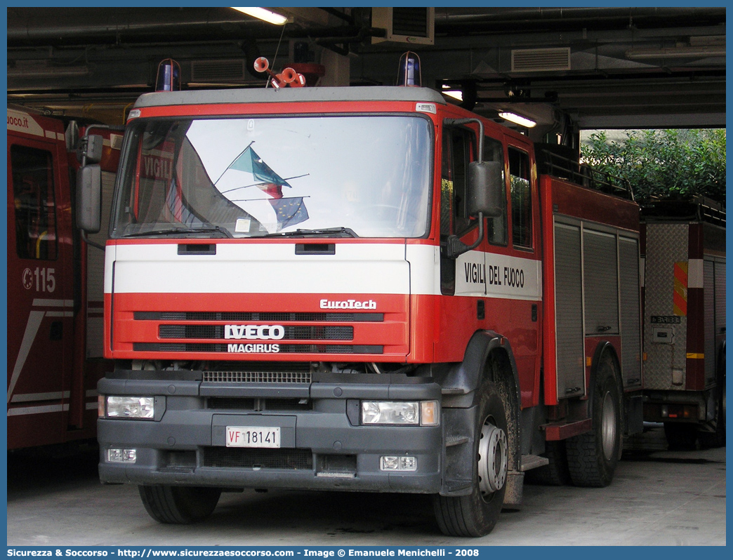 VF 18141
Corpo Nazionale Vigili del Fuoco
Iveco Magirus EuroTech 190E27 
Parole chiave: VVF;V.V.F.;Corpo;Nazionale;Vigili;del;Fuoco;AutoPompaSerbatoio;APS;A.P.S.;Iveco;Magirus;EuroTech;190E27