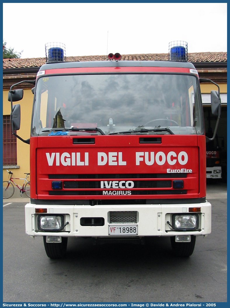 VF 18988
Corpo Nazionale Vigili del Fuoco
Iveco Magirus EuroFire 150E27 I serie

Parole chiave: VVF;V.V.F.;Corpo;Nazionale;Vigili;del;Fuoco;AutoPompaSerbatoio;APS;A.P.S.;Iveco;Magirus;EuroFire;150E27