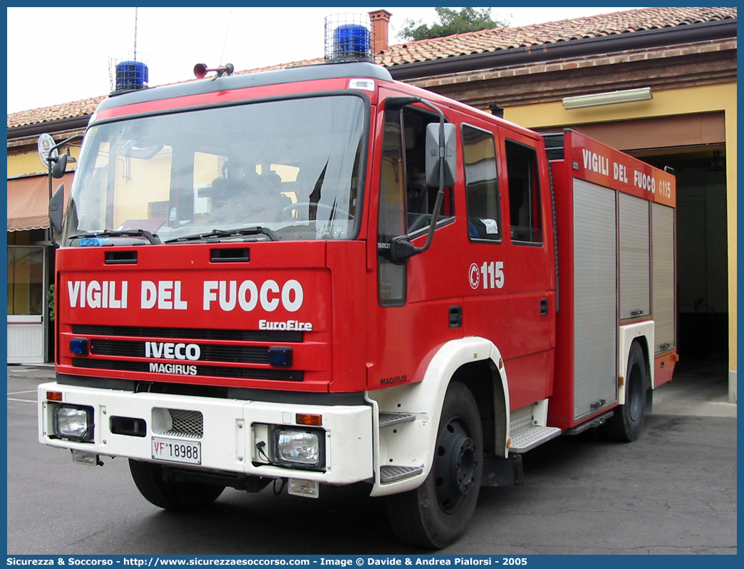 VF 18988
Corpo Nazionale Vigili del Fuoco
Iveco Magirus EuroFire 150E27 I serie

Parole chiave: VVF;V.V.F.;Corpo;Nazionale;Vigili;del;Fuoco;AutoPompaSerbatoio;APS;A.P.S.;Iveco;Magirus;EuroFire;150E27