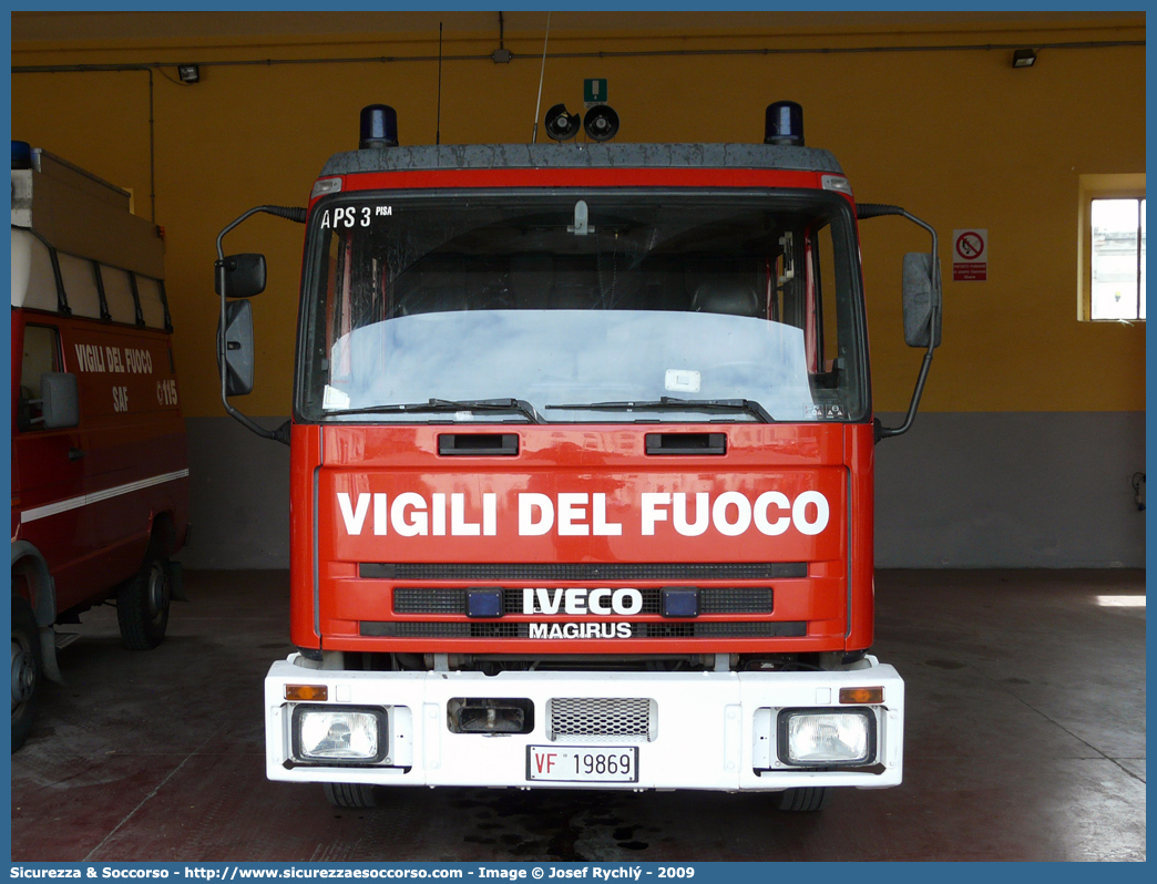 VF 19869
Corpo Nazionale Vigili del Fuoco
Iveco Magirus CityEuroFire
100E21 I serie
Parole chiave: VVF;V.V.F.;Corpo;Nazionale;Vigili;del;Fuoco;AutoPompaSerbatoio;APS;A.P.S.;Iveco;Magirus;EuroFire;100E21