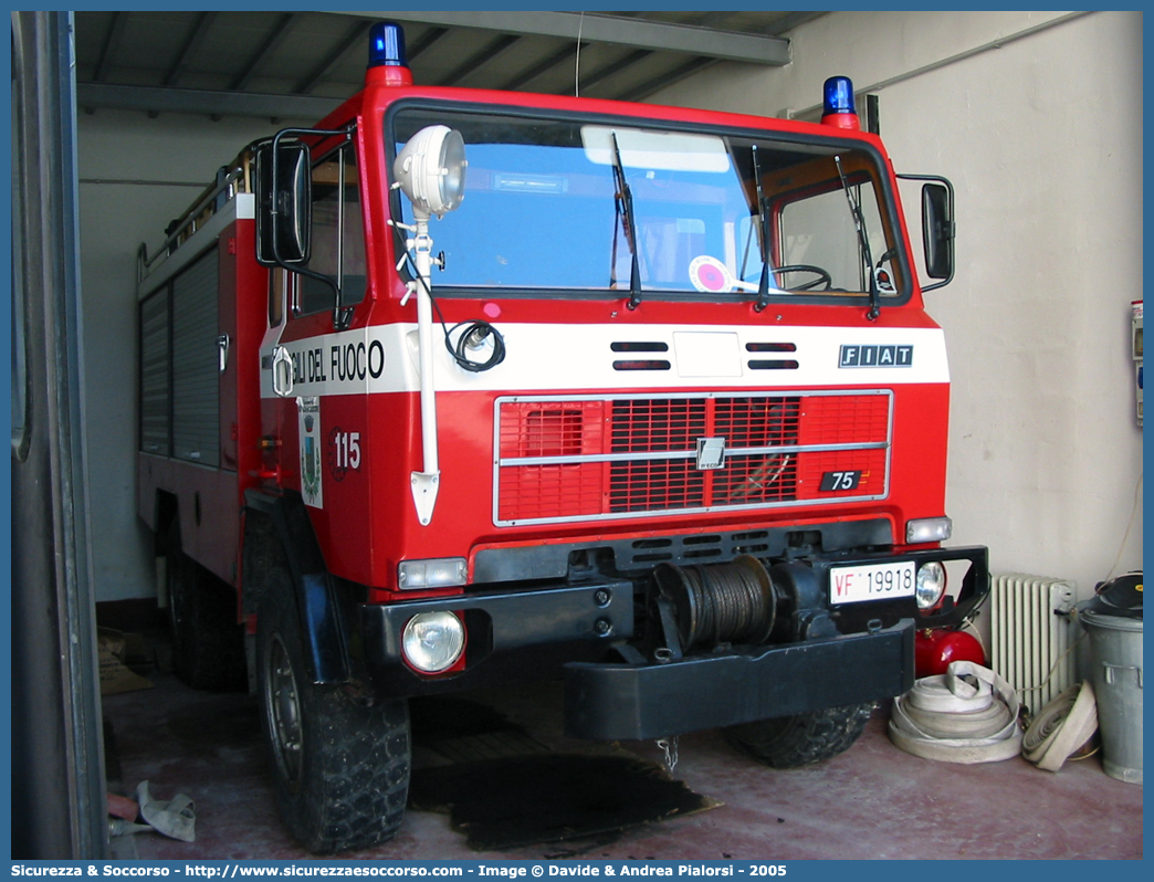 VF 19918
Corpo Nazionale Vigili del Fuoco
Fiat Iveco 75PC
Allestitore Rosenbauer International AG.
Parole chiave: VVF;V.V.F.;Corpo;Nazionale;Vigili;del;Fuoco;AutoPompaSerbatoio;APS;AutoPompa;Fiat;Iveco;75;PC;Rosenbauer