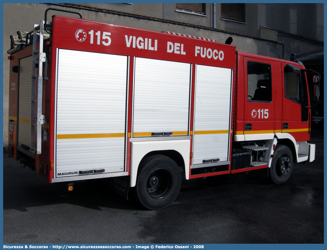 VF 20895
Corpo Nazionale Vigili del Fuoco
Iveco Magirus CityEuroFire
100E21 I serie
Parole chiave: VVF;V.V.F.;Corpo;Nazionale;Vigili;del;Fuoco;AutoPompaSerbatoio;APS;A.P.S.;Iveco;Magirus;EuroFire;100E21