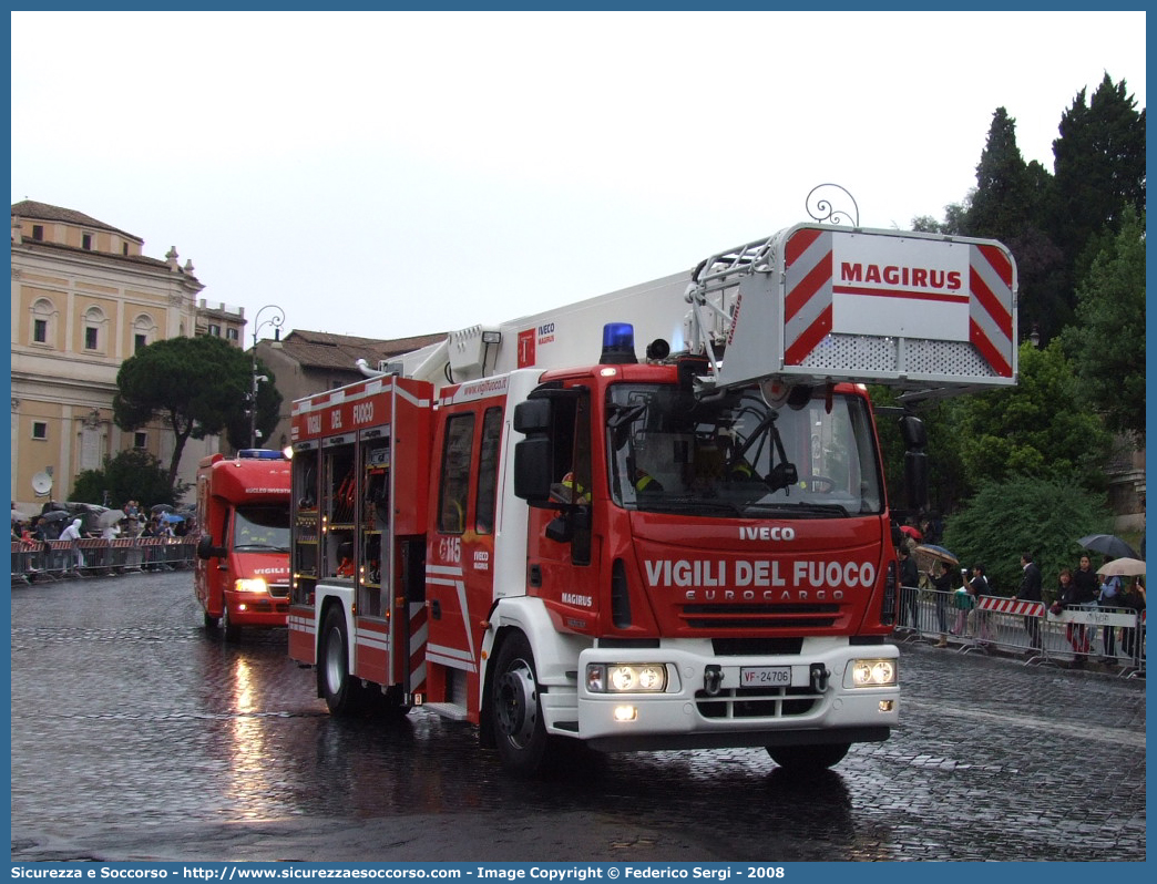 VF 24706
Corpo Nazionale Vigili del Fuoco
Iveco Magirus EuroCargo
180E30 II serie "Multistar"
Parole chiave: VVF;V.V.F.;Corpo;Nazionale;Vigili;del;Fuoco;AutoPompaSerbatoio;APS;A.P.S.;Iveco;Magirus;EuroCargo;180E30 II serie;Multistar