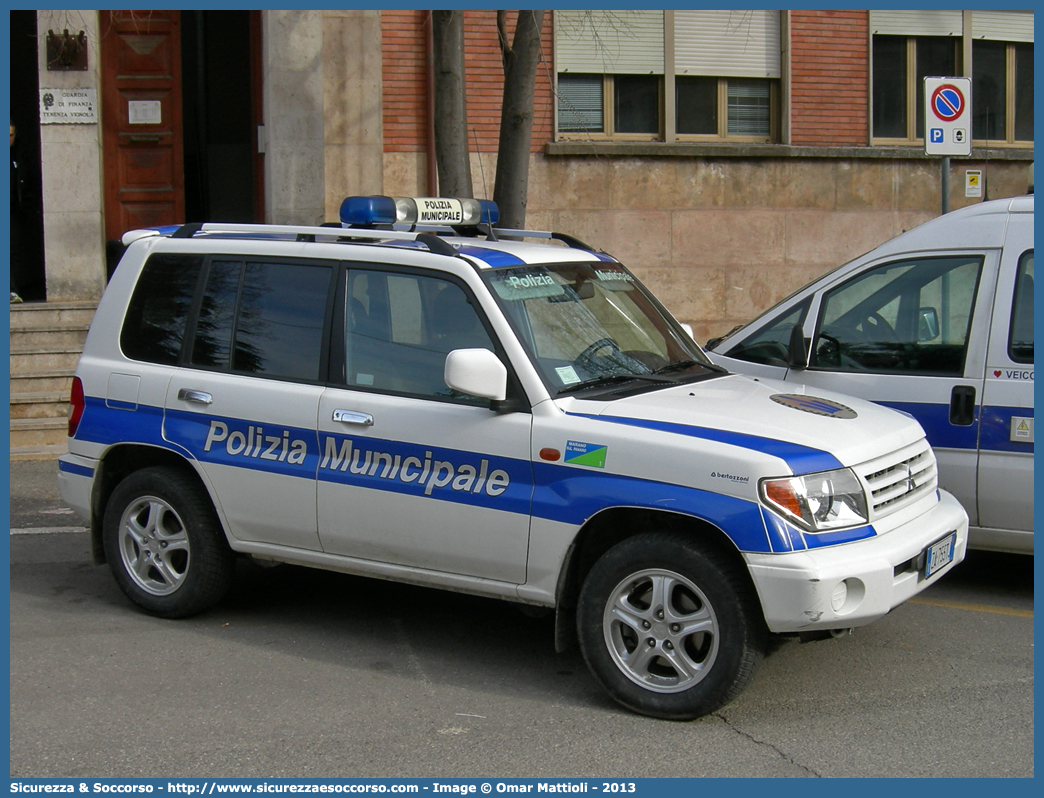 -
Polizia Municipale
Comune di Marano sul Panaro
Mitsubishi Pajero Pinin
Allestitore Bertazzoni S.r.l.
Parole chiave: Polizia;Locale;Municipale;Marano sul Panaro;Mitsubishi;Pajero;Pinin;Bertazzoni