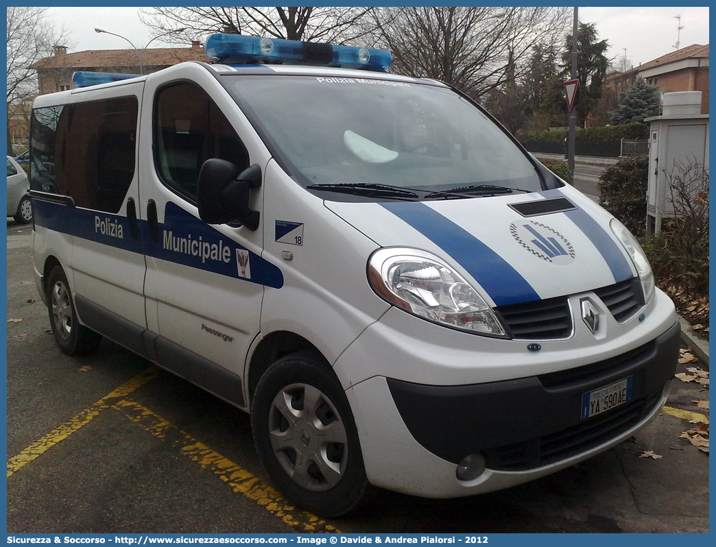 Polizia Locale YA590AE
Polizia Municipale
Associazione Intercomunale
Terre d'Acqua
Renault Trafic III serie
Allestitore Focaccia Group S.r.l.
Parole chiave: Polizia;Locale;Municipale;Terre d'Acqua;Terre;Acqua;Anzola dell’Emilia;Anzola Emilia;Calderara di Reno;Sala Bolognese;San Giovanni in Persiceto;Sant’Agata Bolognese;Sant Agata Bolognese;Renault;Trafic;Focaccia;YA590AE;YA 590 AE