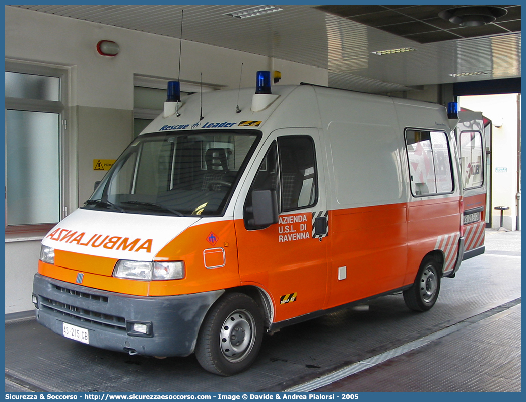 RA 12
118 Romagna Soccorso
Ambito Territoriale di Ravenna
Fiat Ducato II serie
Allestitore Mariani Fratelli S.r.l.
Parole chiave: Fiat;Ducato;118;Romagna;Ravenna;Soccorso;Ambulanza;Autoambulanza;Mariani Fratelli