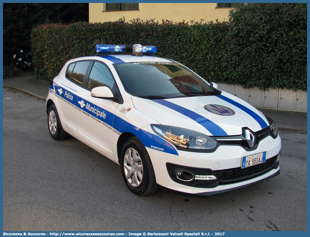 Polizia Locale YA933AJ
Polizia Municipale
Unione Terre di Castelli
Renault Megane V serie
Allestitore Bertazzoni S.r.l.
Parole chiave: Polizia;Locale;Municipale;Terre di Castelli;Castelnuovo Rangone;Spilamberto;Savignano sul Panaro;Vignola;Castelvetro di Modena;Marano sul Panaro;Guiglia;Zocca;Renault;Megane;YA933AJ;YA 933 AJ;Bertazzoni