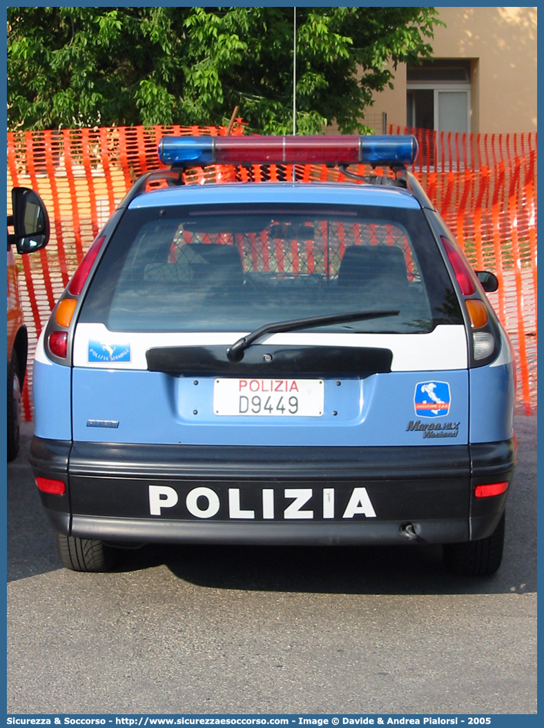 Polizia D9449
Polizia di Stato
Polizia Stradale
Autostrade per l'Italia S.p.A.
Fiat Marea Weekend
Parole chiave: Polizia di Stato;Polizia Stradale;Autostrade per l'Italia S.p.A.;Autostrade S.p.A.;Autostrade;Italia;Fiat;Marea Weekend