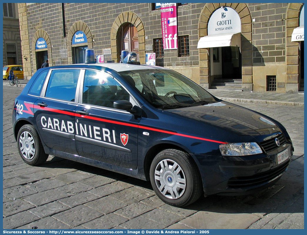 CC BV058
Arma dei Carabinieri
Fiat Stilo I serie
Parole chiave: CCBV058;Arma;Carabinieri;CC;C.C.;Fiat;Stilo