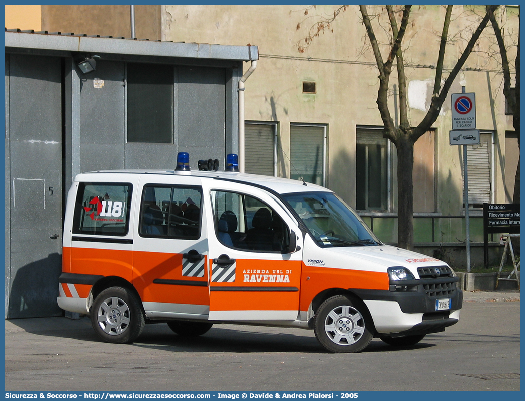 RA 29
118 Romagna Soccorso
Ambito Territoriale di Ravenna
Fiat Doblò I serie
Allestitore Vision S.r.l.
Parole chiave: 118;Romagna;Ravenna;Soccorso;Fiat;Doblò;Doblo;Vision