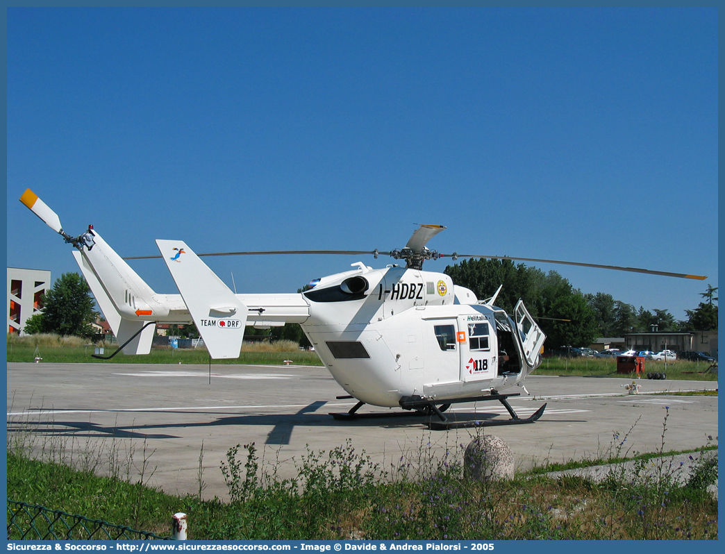 I-HDBZ
118 Regione Emilia Romagna
EuroCopter BK117C1
Base di Pavullo nel Frignano
Parole chiave: 118;Emilia Romagna;Pavullo nel Frignano;EuroCopter;BK117;BK;117;I-HDBZ;Elicottero;Elisoccorso