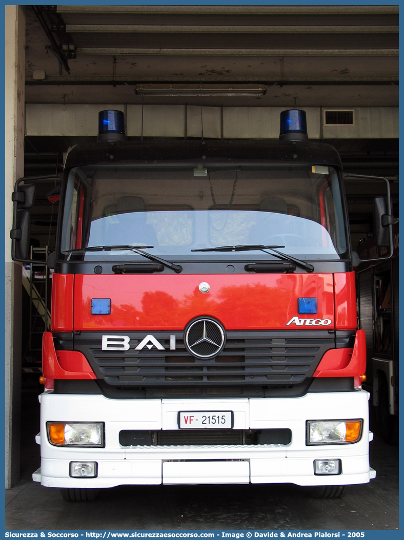 VF 21515
Corpo Nazionale Vigili del Fuoco
Mercedes Benz Atego 1828 I serie restyling
Allestitore BAI S.r.l.
Parole chiave: Corpo;Nazionale;Vigili del Fuoco;Vigili;Fuoco;ABP;A.B.P.;AutoBottePompa;AutoBotte;Mercedes Benz;Atego;1828;BAI;B.A.I.;21515