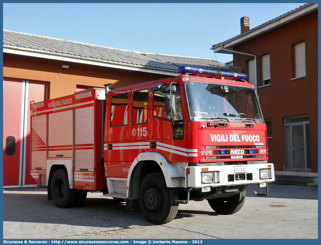 VF 23265
Corpo Nazionale Vigili del Fuoco
Iveco Magirus EuroFire
140E28 4x4 I serie
Parole chiave: VVF;V.V.F.;Corpo;Nazionale;Vigili;del;Fuoco;AutoPompaSerbatoio;APS;A.P.S.;Iveco;Magirus;EuroFire;140E28;4x4