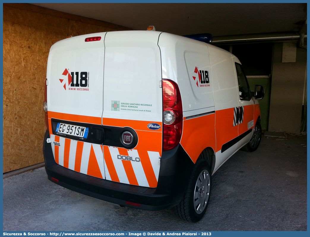 -
118 Romagna Soccorso
Ambito Territoriale di Rimini
Fiat Doblò II serie
Allestitore Aricar S.p.A.
Parole chiave: 118;Romagna;Soccorso;Rimini;Automedica;Fiat;Doblò;Aricar