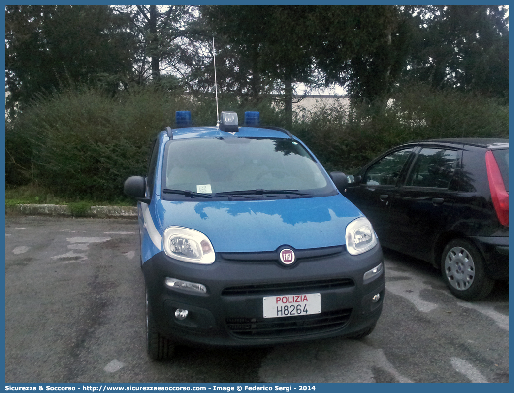 Polizia H8264
Polizia di Stato
Fiat Nuova Panda 4x4 II serie
Allestitore Nuova Carrozzeria Torinese S.r.l.
(I fornitura)
Parole chiave: Polizia di Stato;Polizia;PS;Fiat;Nuova Panda;4x4;4 x 4;NCT;N.C.T.;Nuova Carrozzeria Torinese