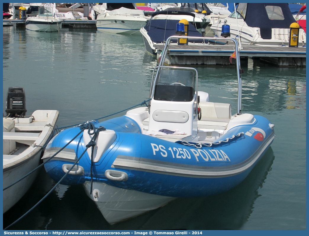 PS 1250
Polizia di Stato
Polizia del Mare
Selva 540
Parole chiave: Polizia di Stato;Polizia;PS;Polizia del Mare;Selva;540;1250