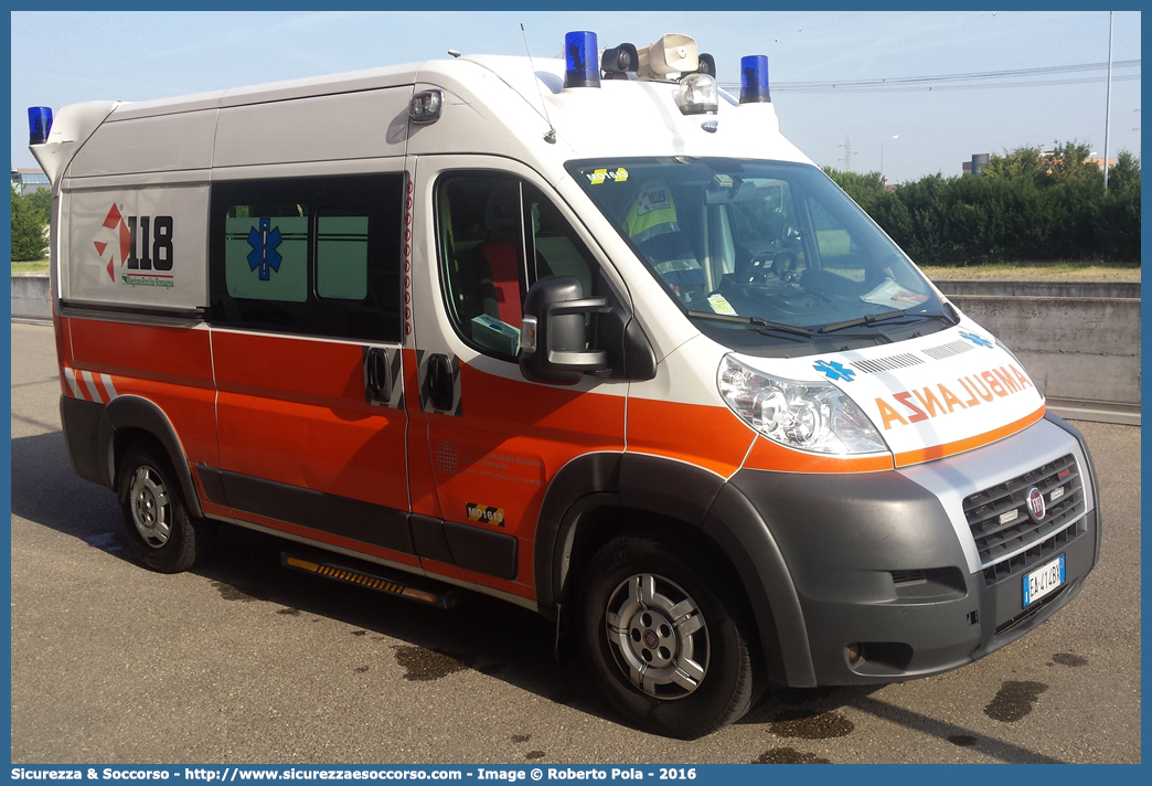 MO 1613
118 Modena Soccorso
Fiat Ducato III serie
Allestitore Aricar S.p.A.
Parole chiave: 118;Modena;Soccorso;Ambulanza;Autoambulanza;Fiat;Ducato;X250;X 250;Aricar