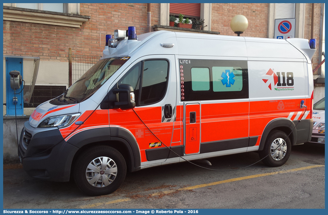 MO 1902
118 Modena Soccorso
Fiat Ducato III serie restyling
Allestitore Aricar S.p.A.
Parole chiave: 118;Modena;Soccorso;Ambulanza;Autoambulanza;Fiat;Ducato;X290;X 290;Aricar