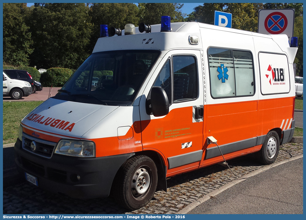 MO 1804
118 Modena Soccorso
Fiat Ducato II serie restyling
Allestitore Aricar S.p.A.
Parole chiave: 118;Modena;Soccorso;Ambulanza;Autoambulanza;Fiat;Ducato;Aricar