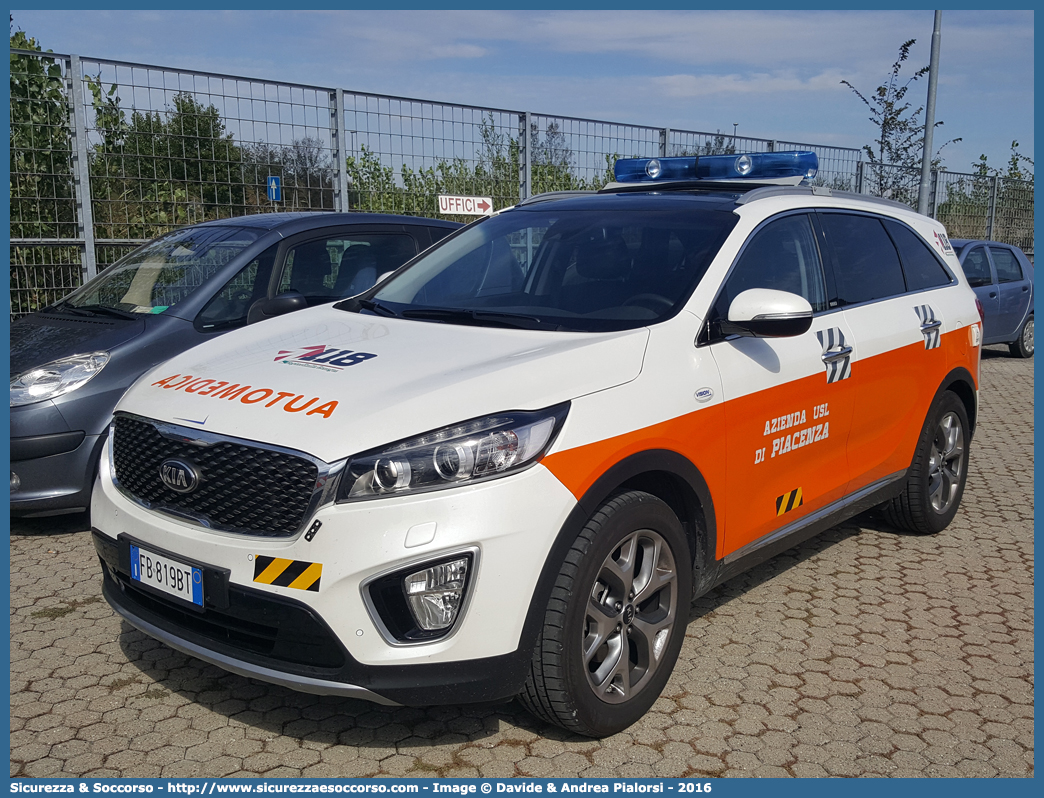 -
118 Piacenza Soccorso
Kia Sorento III serie
Allestitore Vision S.r.l.
Parole chiave: 118;Piacenza;Soccorso;Automedica;Automedicalizzata;Auto Medica;Auto Medicalizzata;Kia;Sorento;Vision