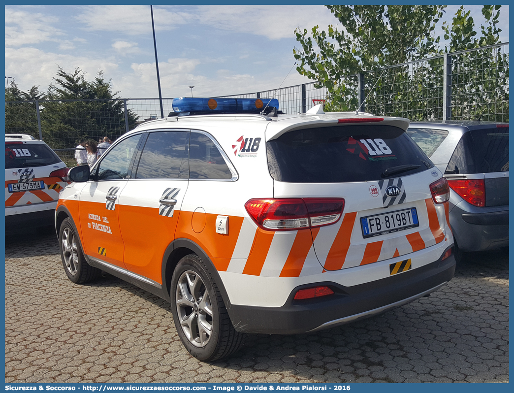 -
118 Piacenza Soccorso
Kia Sorento III serie
Allestitore Vision S.r.l.
Parole chiave: 118;Piacenza;Soccorso;Automedica;Automedicalizzata;Auto Medica;Auto Medicalizzata;Kia;Sorento;Vision