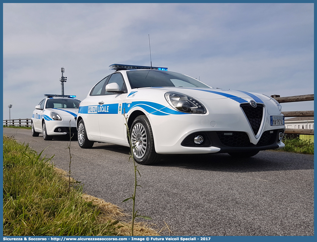 Polizia Locale YA757AL
Polizia Locale
Corpo Intercomunale
Latisana e Ronchis
Alfa Romeo Nuova Giulietta
I serie II restyling
Allestitore Futura Veicoli Speciali
Parole chiave: Polizia;Locale;Municipale;Latisana;Ronchis;Alfa Romeo;Nuova Giulietta;Futura;YA757AL;YA 757 AL